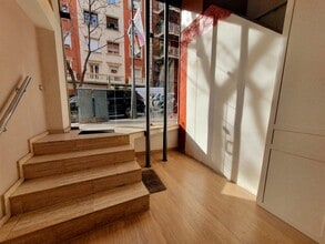 Office/Retail in Barcelona, Barcelona for lease Interior Photo- Image 2 of 9