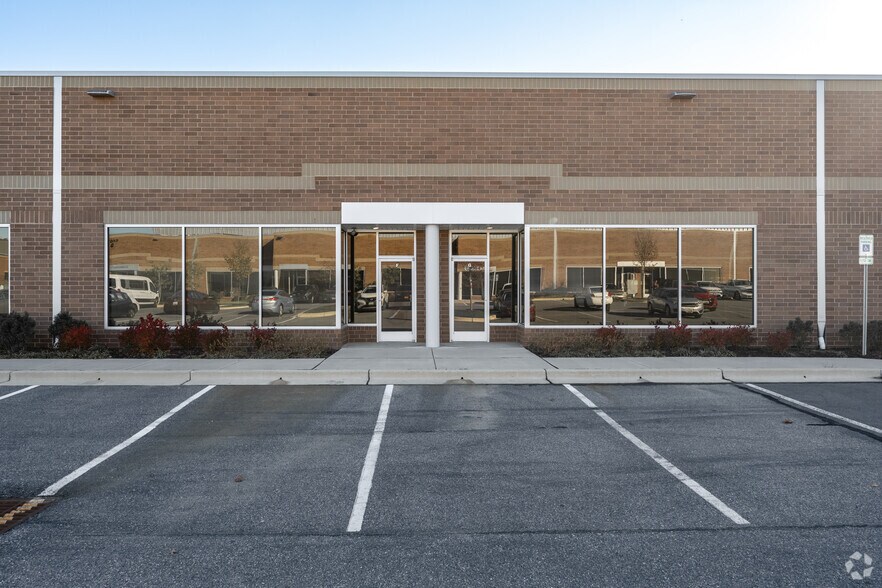 5081 Howerton Way, Bowie, MD for lease - Building Photo - Image 2 of 4