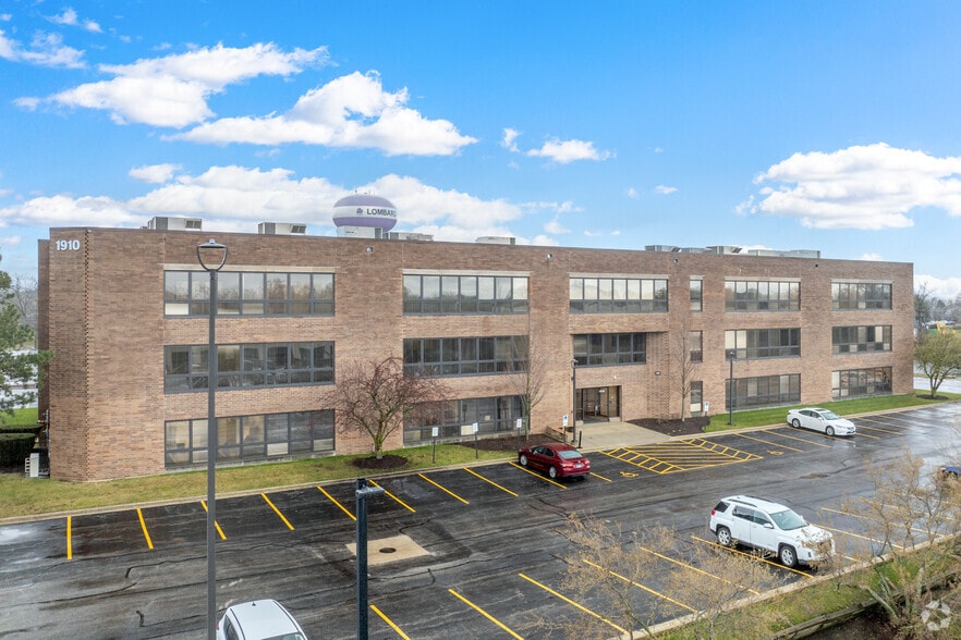 1910 S Highland Ave, Lombard, IL for lease - Primary Photo - Image 1 of 27