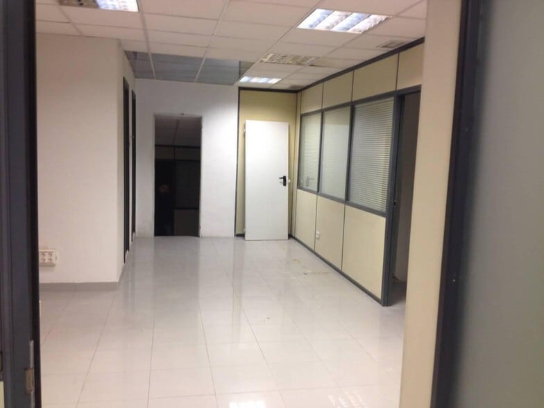 Multifamily in Toledo, Toledo for sale - Interior Photo - Image 2 of 5