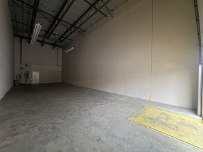 11566 Eburne Way, Richmond, BC à louer Photo intérieure- Image 1 de 8