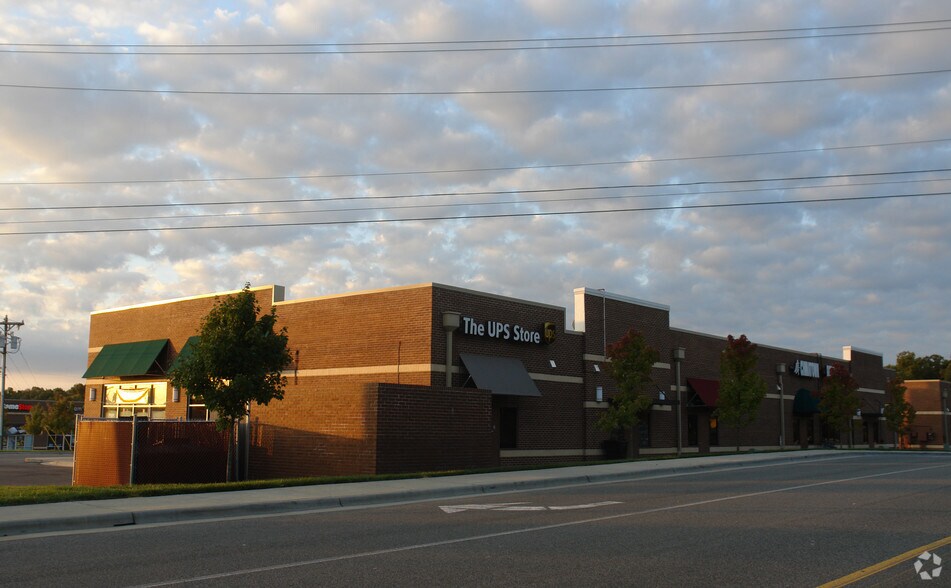 14039 Independence Blvd, Indian Trail, NC à vendre - Photo du bâtiment - Image 2 de 12