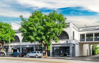 2384-2390 Westwood Blvd, Los Angeles, CA à louer Photo du bâtiment- Image 1 de 2