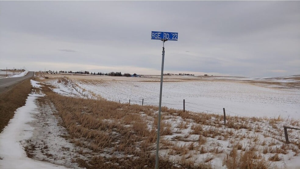 Big Hill Springs Rd, Rocky View No 44, AB à vendre - Photo principale - Image 3 de 8