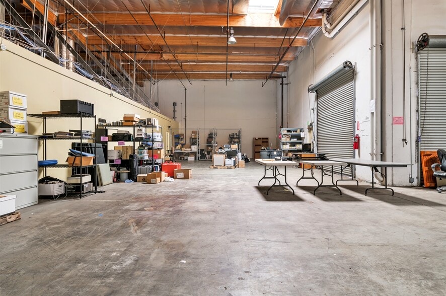 2776 Loker Ave W, Carlsbad, CA for lease - Interior Photo - Image 2 of 3