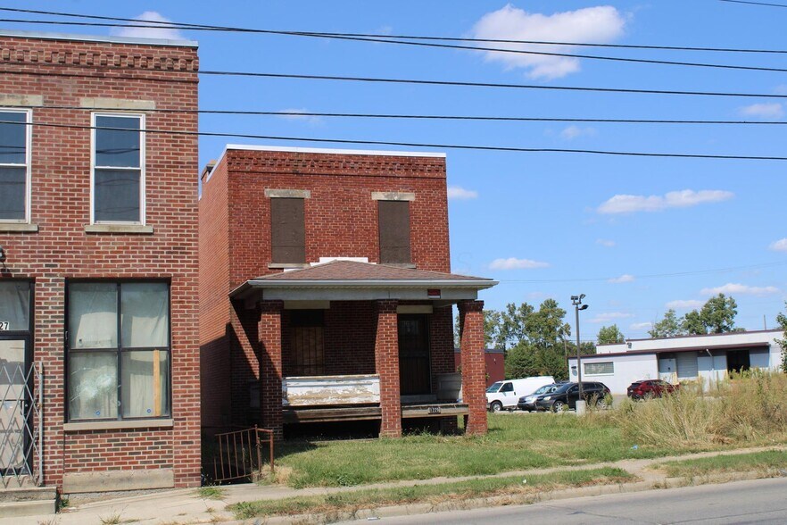 1227 Cleveland Ave, Columbus, OH à vendre - Photo du bâtiment - Image 2 de 8