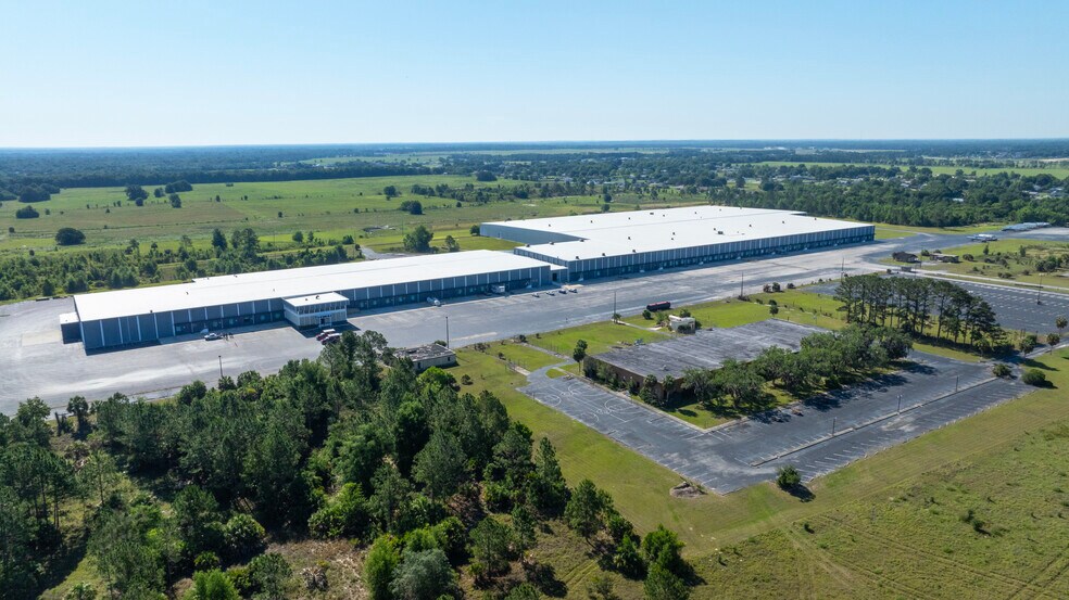 6045 SE 83rd St, Ocala, FL à vendre - Photo du bâtiment - Image 2 de 5