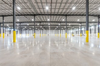 225 Enterprise Way, Pittston Township, PA for lease Interior Photo- Image 1 of 5