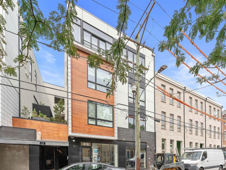 818 N 4th St, Philadelphia, PA for lease - Building Photo - Image 2 of 25