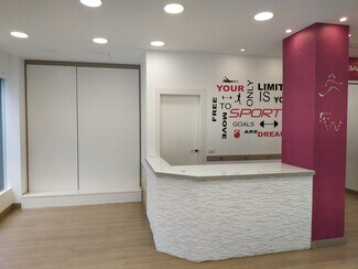 Plus de détails pour Calle Joaquín Fernández Acebal, 2, Gijón - Commerce de détail à vendre