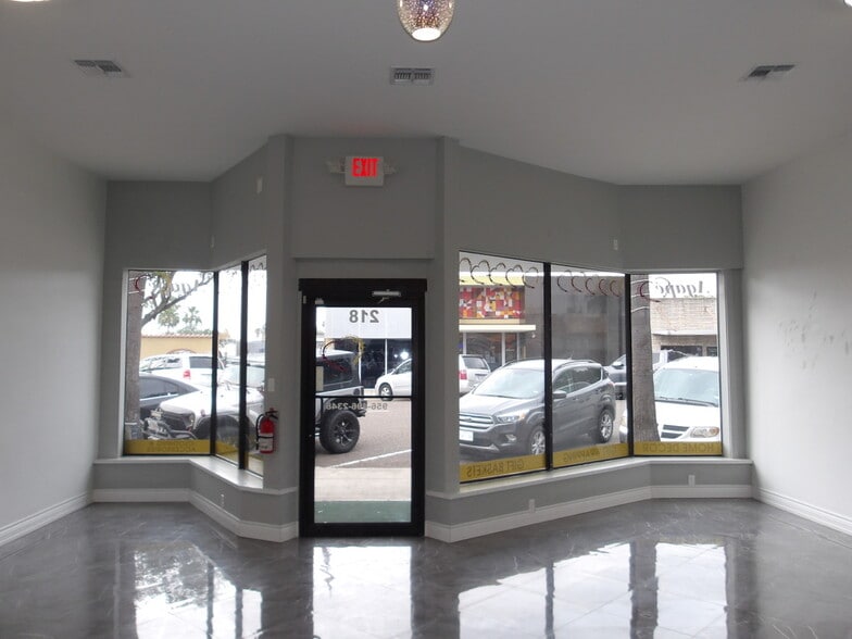 218 E Jackson St, Harlingen, TX for lease - Interior Photo - Image 1 of 12