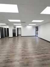 1120 S Robertson Blvd, Los Angeles, CA for lease Interior Photo- Image 2 of 9