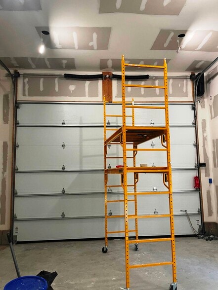 33 Main St, Albion, RI for lease - Building Photo - Image 3 of 6