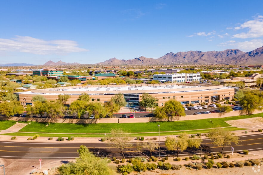 8388 E Hartford Dr, Scottsdale, AZ for sale - Building Photo - Image 2 of 3