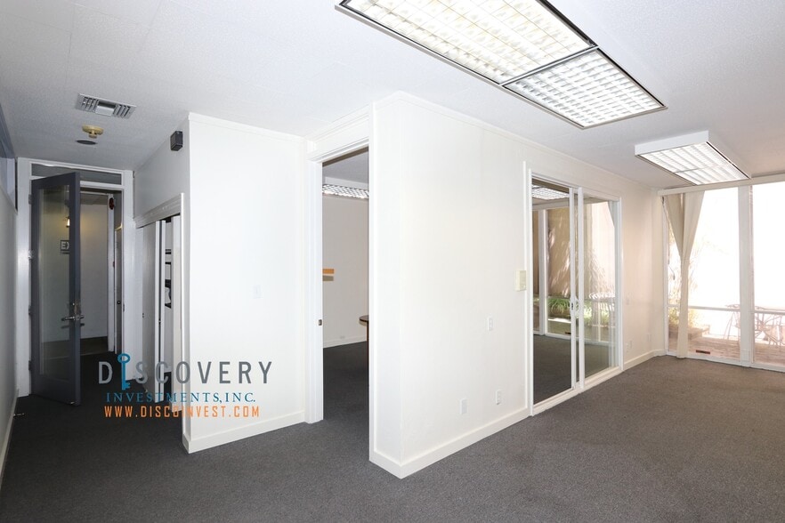 3664-3666 Grand Ave, Oakland, CA à louer - Photo intérieure - Image 2 de 8