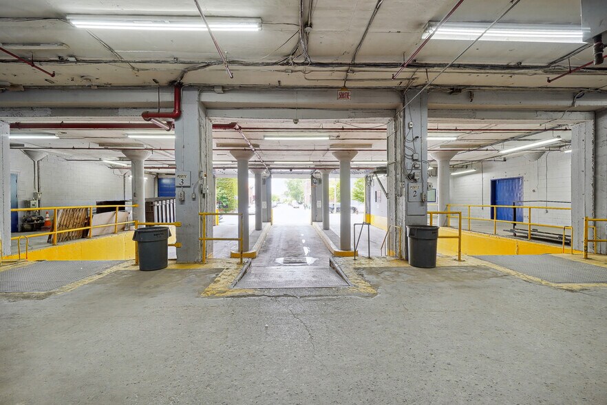 6674 Av De L'esplanade, Montréal, QC à louer - Photo intérieure - Image 3 de 19