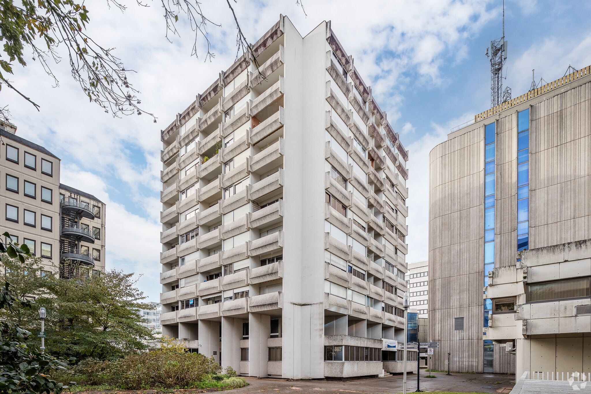 10 Terrasse Front Du Médoc, Bordeaux for sale Primary Photo- Image 1 of 8