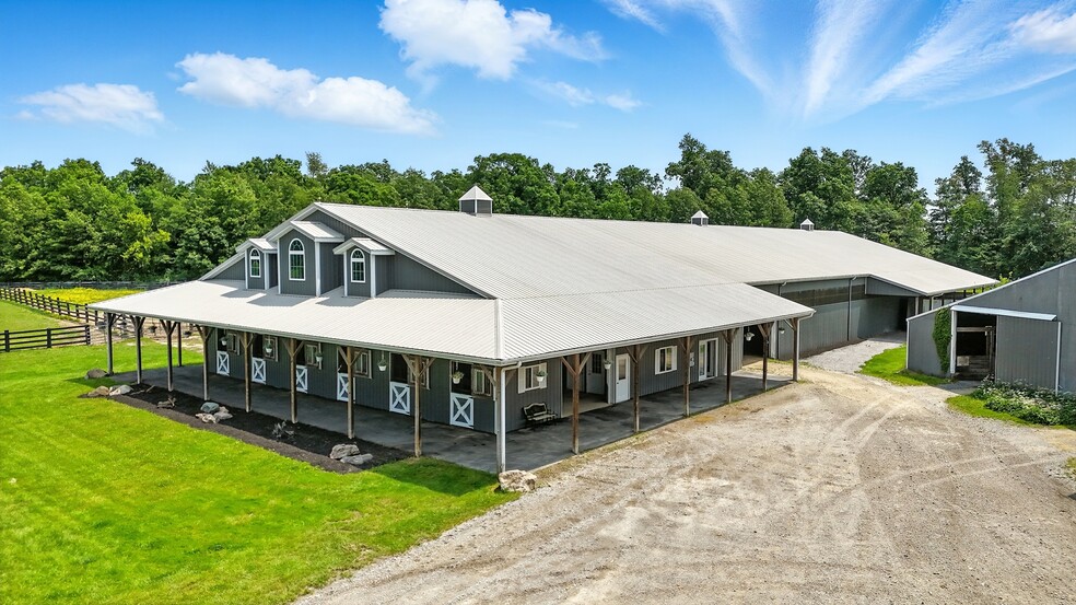 14743 Leesburg Rd, Fort Wayne, IN à vendre - Photo du bâtiment - Image 3 de 9