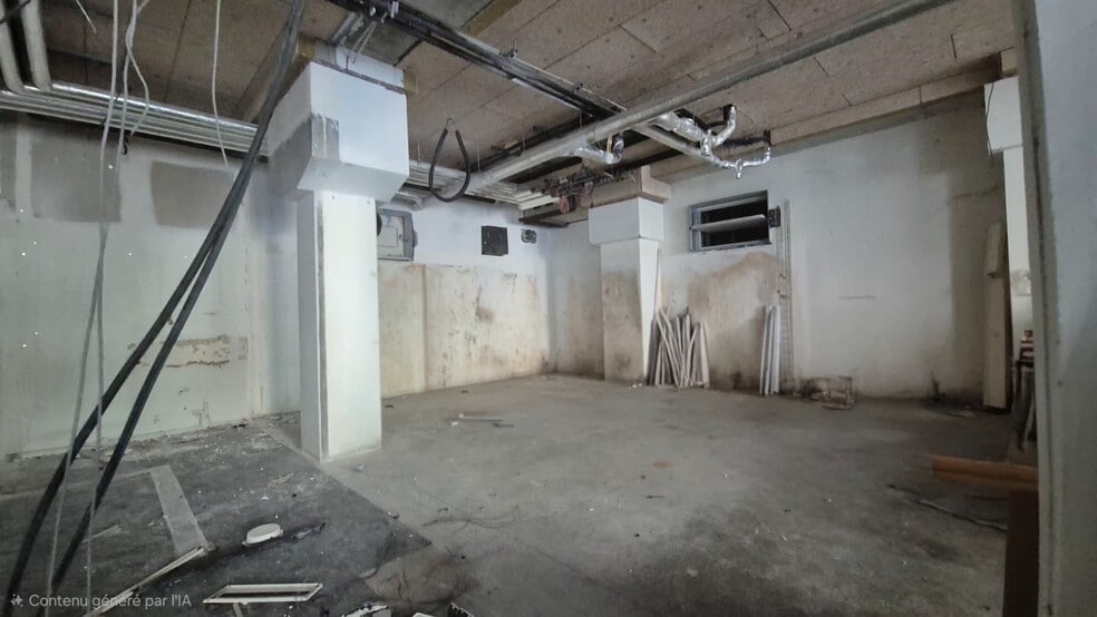 37 Rue Mstislav Rostropovitch, Paris for lease - Building Photo - Image 2 of 5