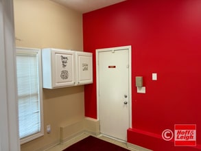 541 West Ave, Tallmadge, OH à vendre Photo intérieure- Image 2 de 5