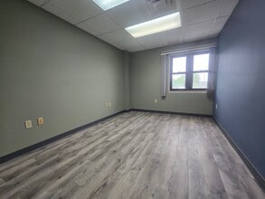 37 Mill Creek, East Stroudsburg, PA for lease Interior Photo- Image 1 of 2