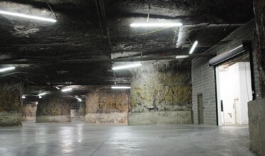 3101-3150 Mercier St, Kansas City, MO à louer Photo intérieure- Image 2 de 6