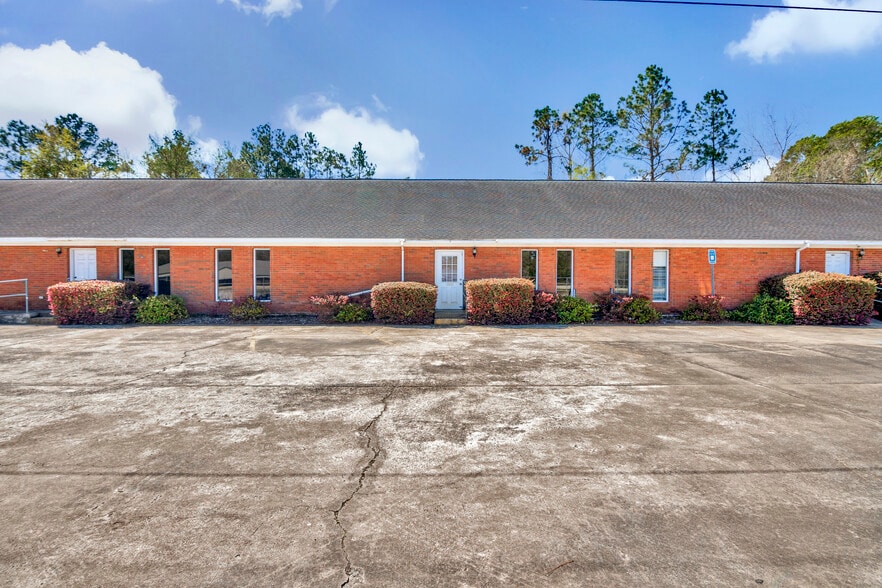 1245-1249 S 1st St, Jesup, GA for sale - Building Photo - Image 2 of 26