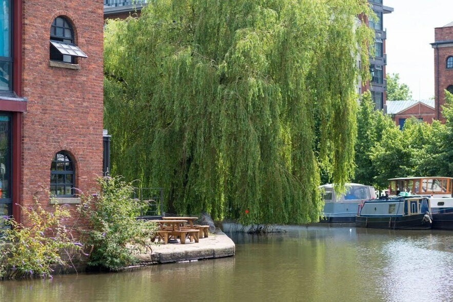 21 Castle St, Manchester à louer - Photo du bâtiment - Image 3 de 6