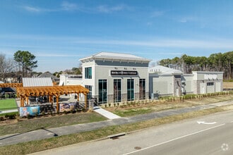 5941 Harbour View Blvd, Suffolk, VA for lease Building Photo- Image 2 of 6