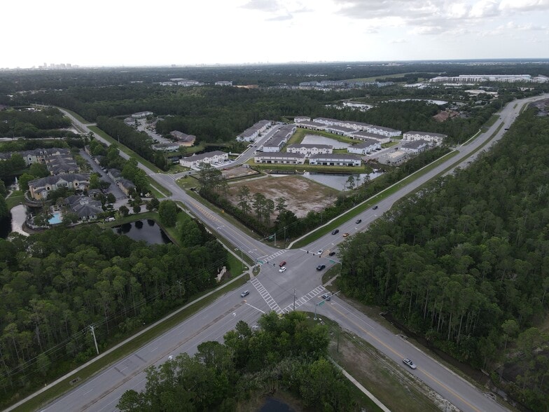 1857 Strickland Range Rd, Daytona Beach, FL for lease - Building Photo - Image 3 of 7