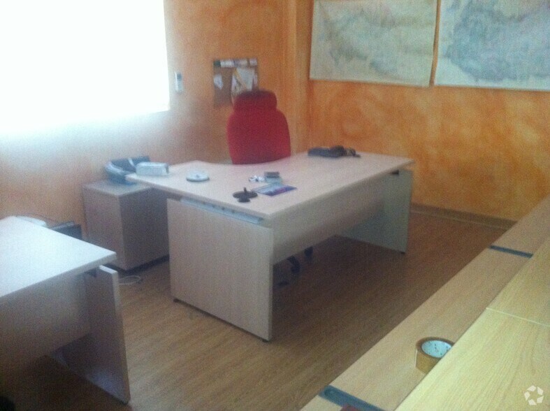 Avenida Constitución, 200, Casarrubios del Monte, Toledo à vendre - Photo du bâtiment - Image 2 de 3