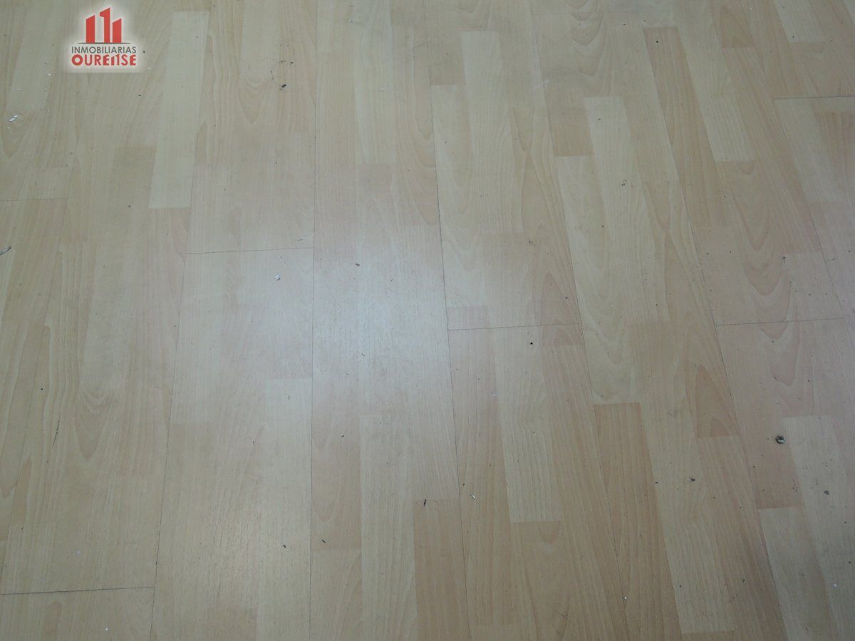 Commerce de détail dans Ourense, Orense à louer Photo du bâtiment- Image 1 de 8