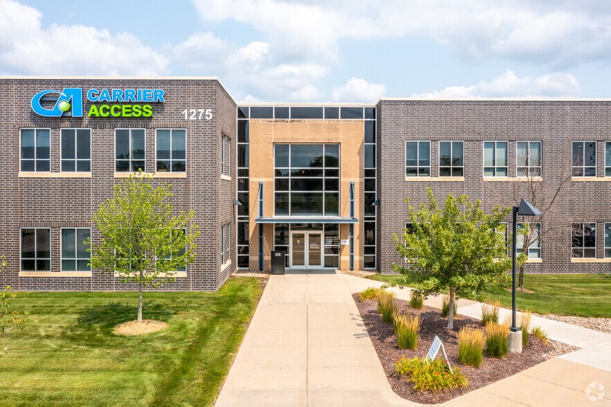 1275 NW 128th St, Clive, IA for lease - Building Photo - Image 3 of 7