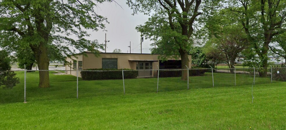 5155 Telegraph Rd, Toledo, OH à louer - Photo du bâtiment - Image 3 de 8