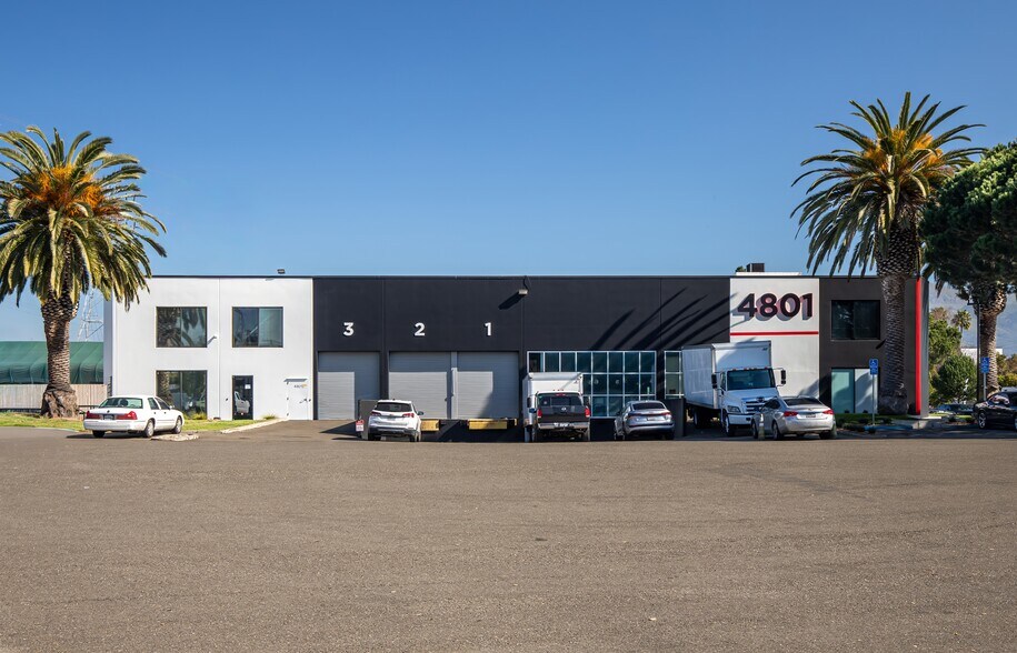 4900 Hannover Pl, Fremont, CA à louer - Photo du bâtiment - Image 2 de 11