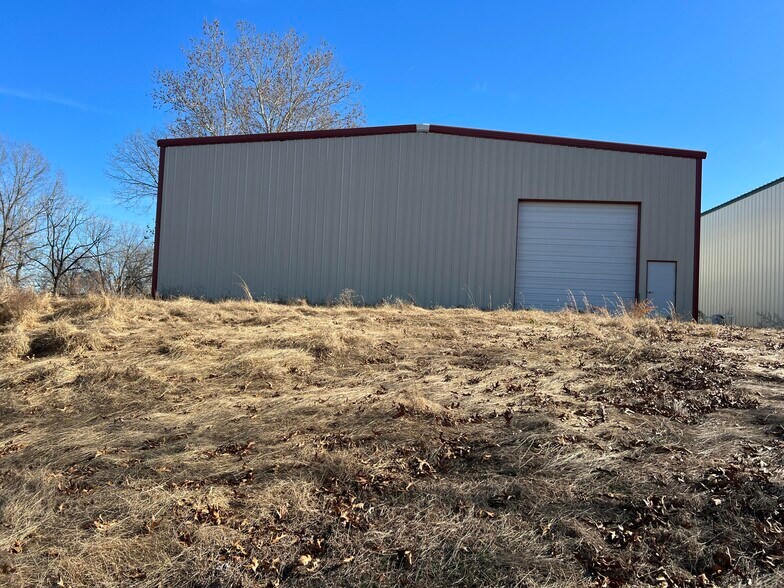 312 Eagle Wing Dr, Theodosia, MO for sale - Building Photo - Image 2 of 10