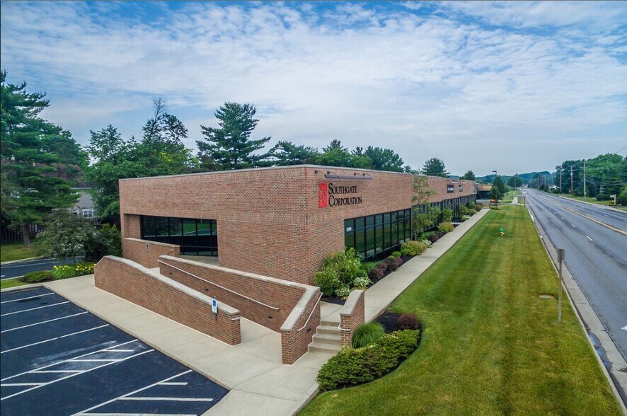 1499-1509 W Main St, Newark, OH for lease - Building Photo - Image 2 of 7