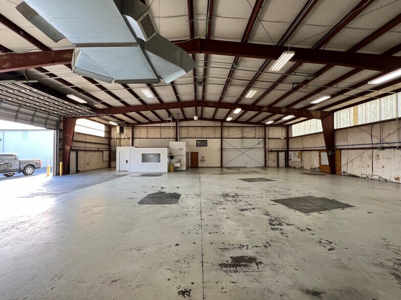 638 Tamco Rd, Reidsville, NC à louer - Photo du bâtiment - Image 2 de 12