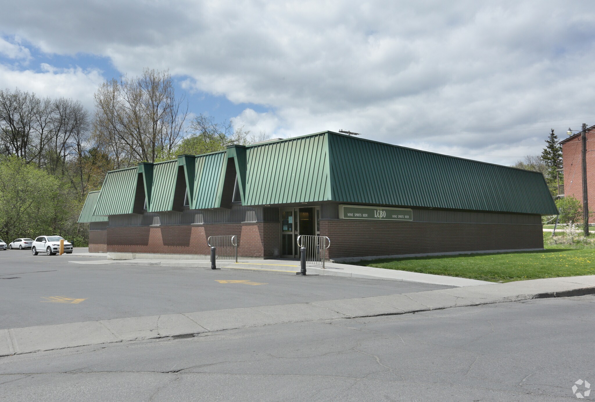 10 William St W, Arnprior, ON à vendre Photo principale- Image 1 de 1