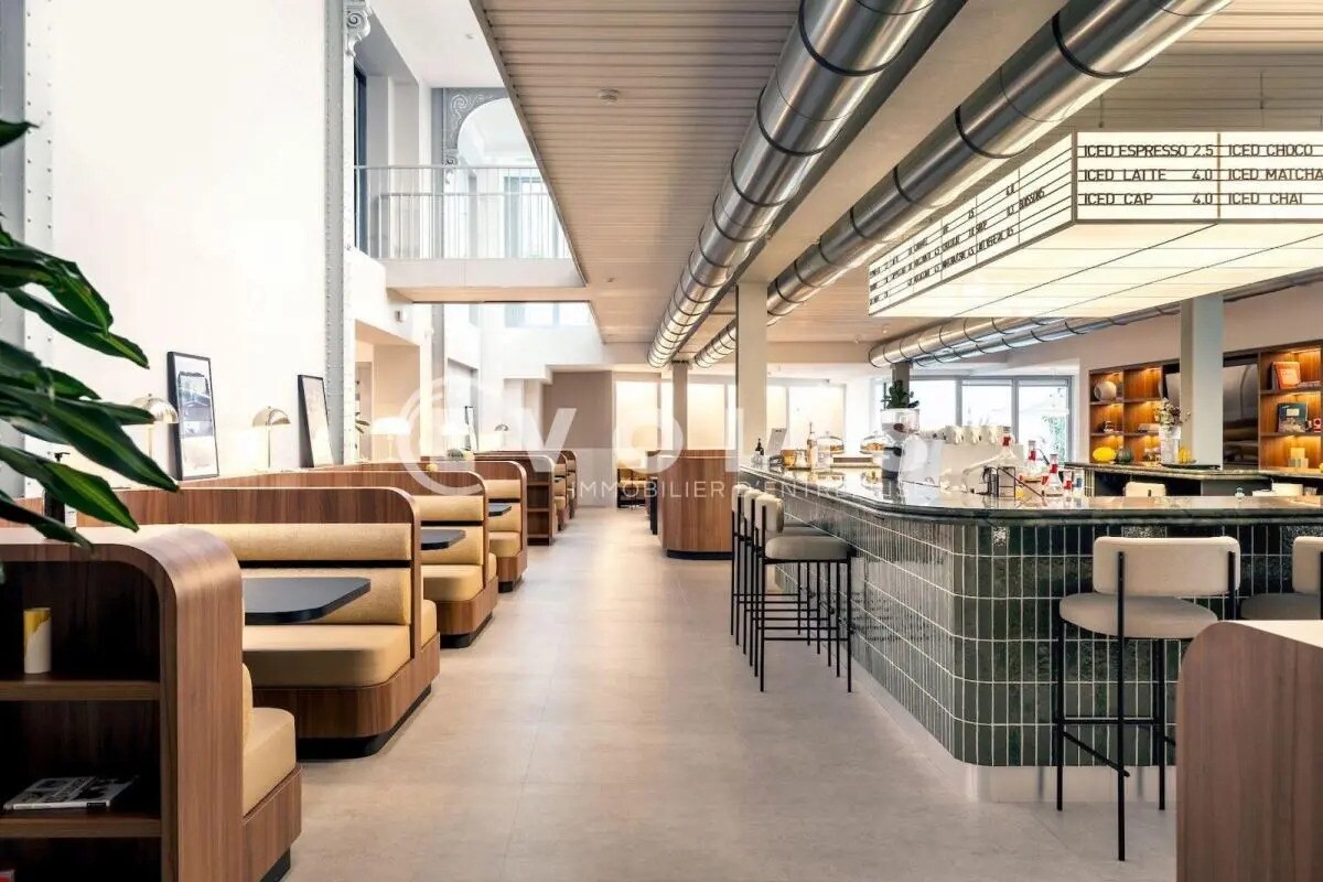 Office in Levallois-Perret for lease Interior Photo- Image 1 of 6