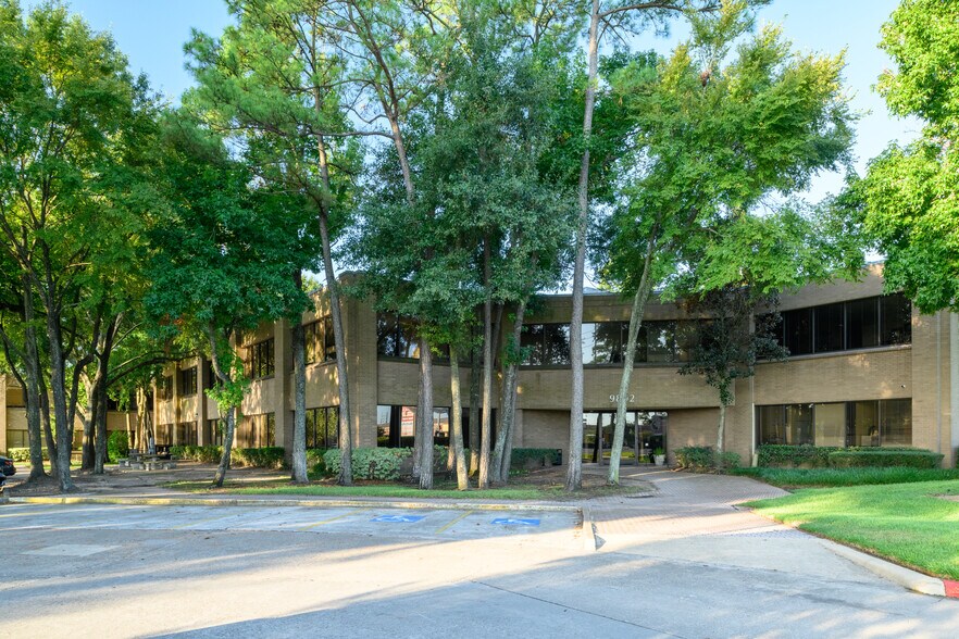 9810 FM 1960 Bypass Rd W, Humble, TX à louer - Photo du bâtiment - Image 3 de 6