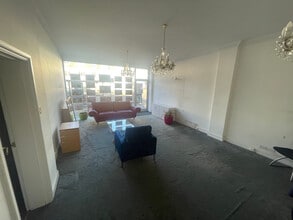 264 Sandbanks Rd, Poole for lease Interior Photo- Image 1 of 4