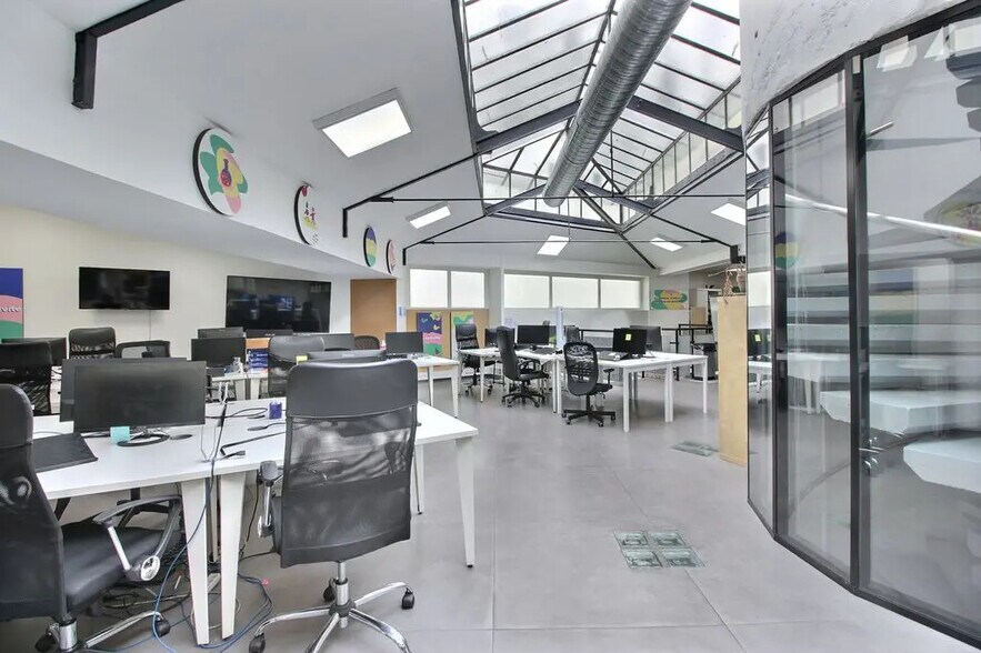 27 Rue De Citeaux, Paris à louer - Photo intérieure - Image 3 de 11