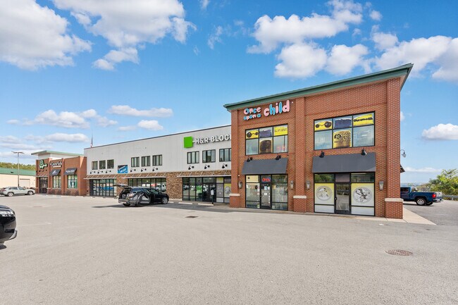 Plus de détails pour 7100 Willie G Ave, Morgantown, WV - Commerce de détail à vendre