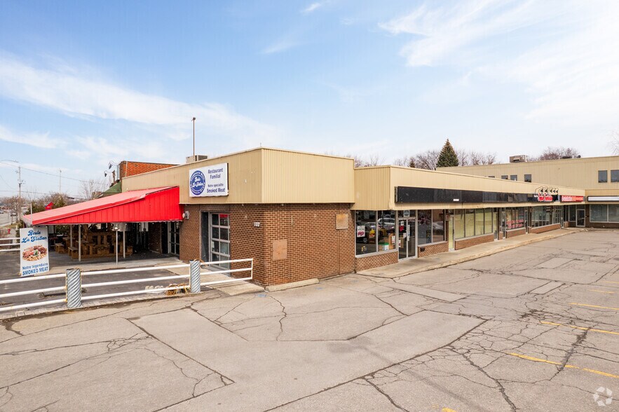 102 Boul Saint-Jean-Baptiste, Châteauguay, QC à vendre - Photo principale - Image 1 de 1