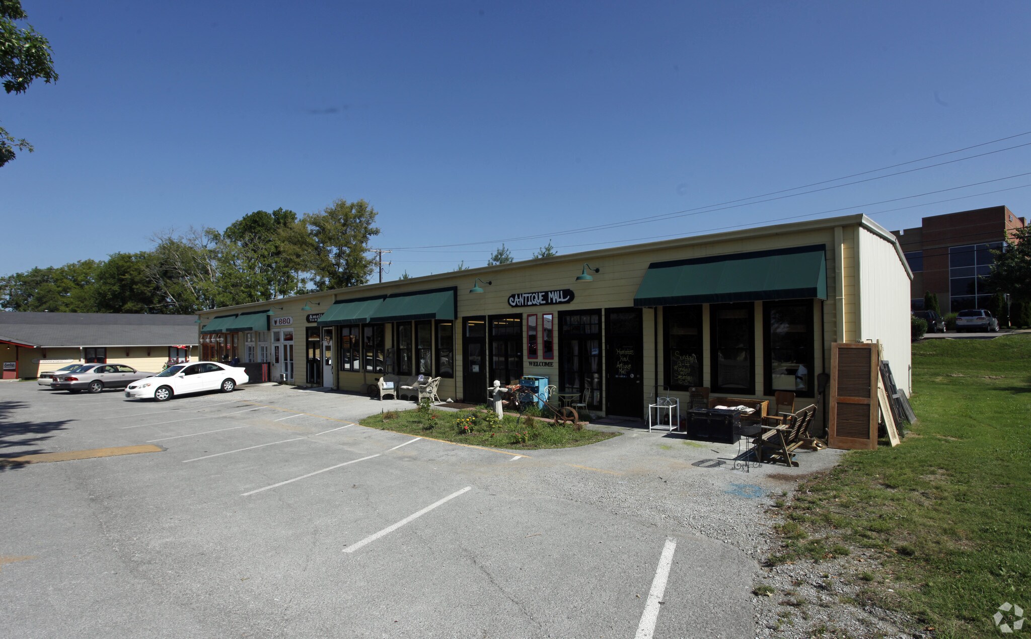 5075 Columbia Pike, Spring Hill, TN à louer Photo principale- Image 1 de 4