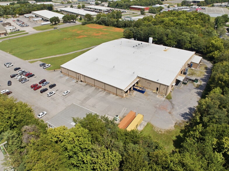 1709 Henry G. Lane St, Maryville, TN for sale - Building Photo - Image 3 of 14