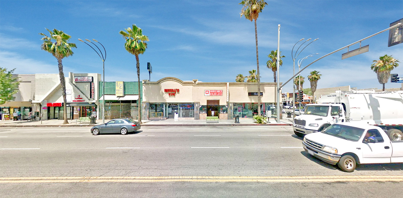 6371-6377 Van Nuys Blvd, Van Nuys, CA à vendre Photo principale- Image 1 de 1