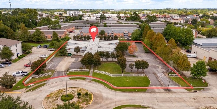 11637 Sherwood Forest Ct, Baton Rouge, LA à vendre Photo principale- Image 1 de 13