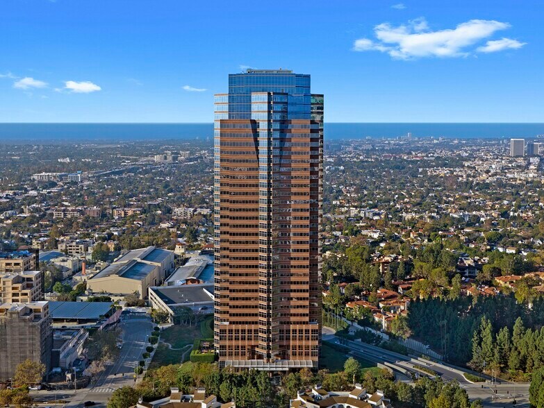 2121 Avenue of the Stars, Century City, CA à louer - Photo du bâtiment - Image 1 de 2